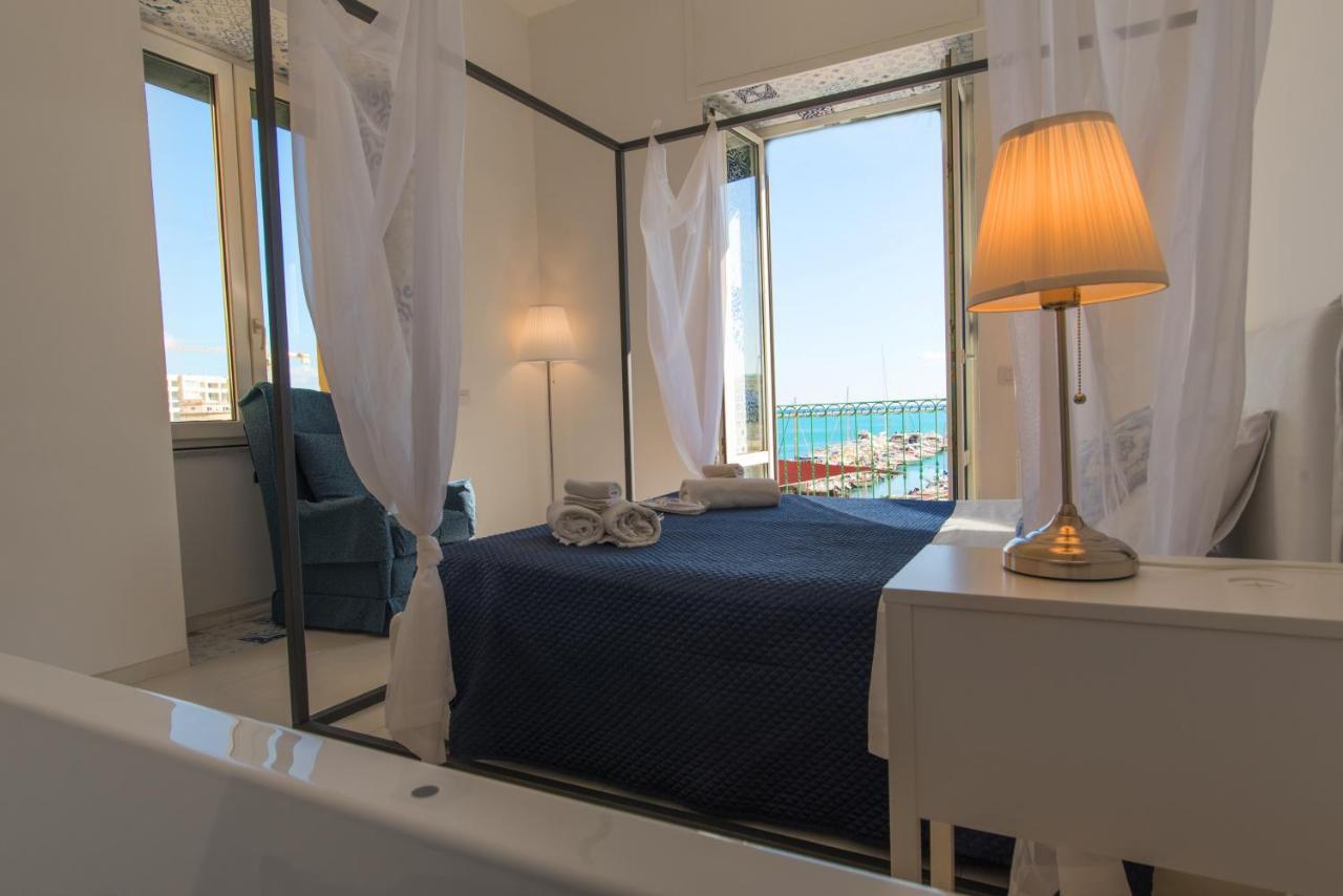 Relais Mareluna - Luxury Apartments Salerno Exterior foto